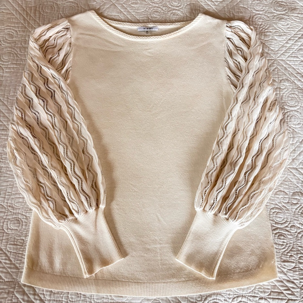 Sioni Milano White Crew Neck Lace Silver Thread Sleeve Sweater-Sz S EUC